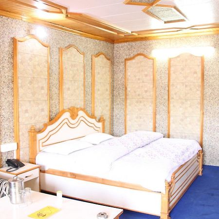 Hotel Vikrant 奈尼塔尔 外观 照片